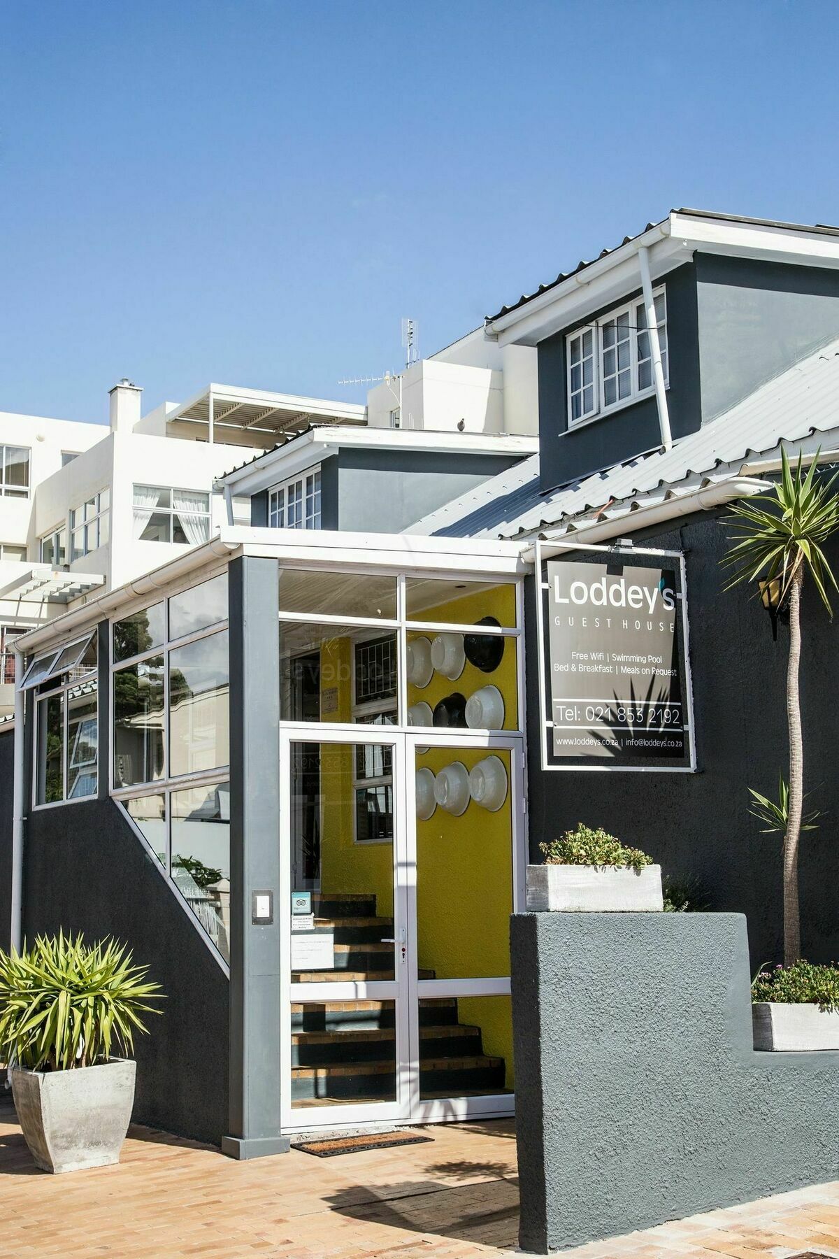 Loddey'S Guest House - By Beach Collection Strand Exterior photo
